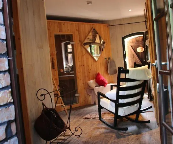 Daire Kunz Burg (Spreewald)