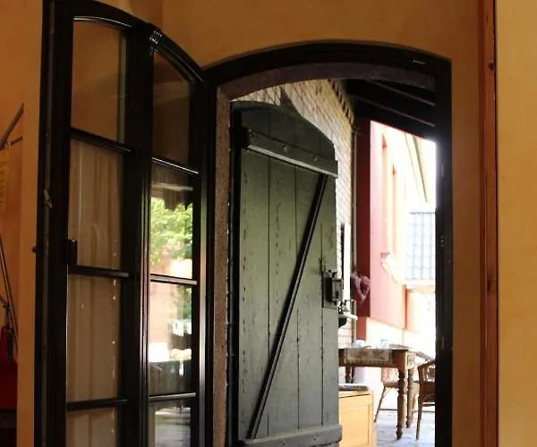 Daire Kunz Burg (Spreewald)